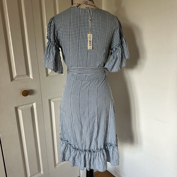 Gingham Wrap Dress - Picture 4 of 5